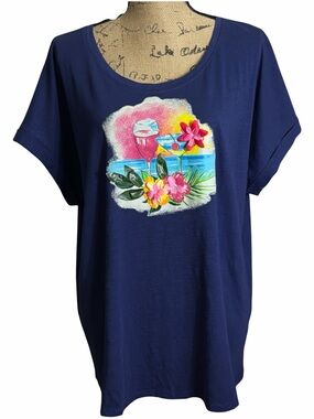 Kiwi Fresh Navy Floral Cocktail Graphic Tee with dimensional flowers NWT 2X